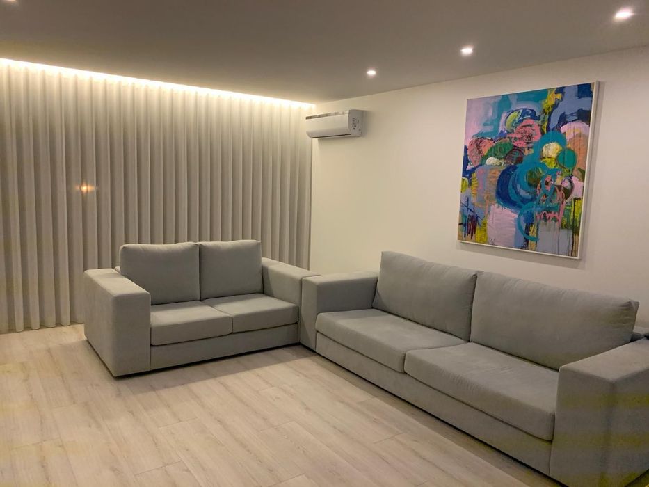 Sofa Grey - Laskasas