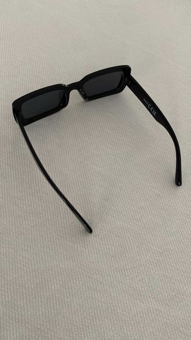Óculos pretos Primark