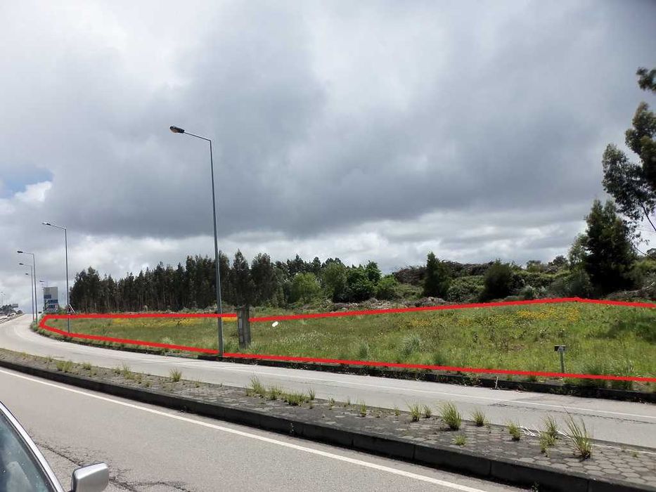 Terreno próximo à A29 Maceda - Construção