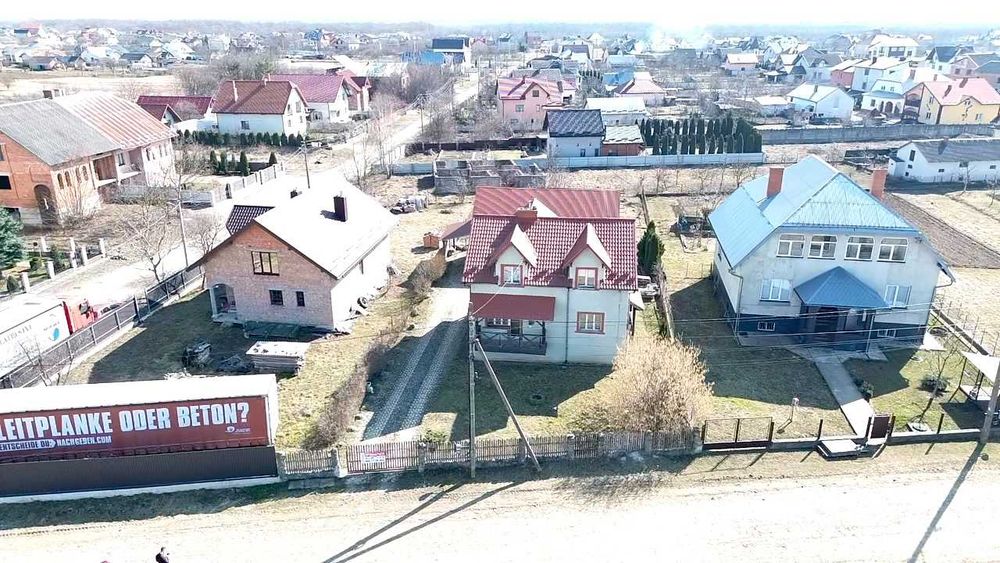 Просторий будинок для великої родини  с. Добряни, вул.Б.Хмельницького - View 3