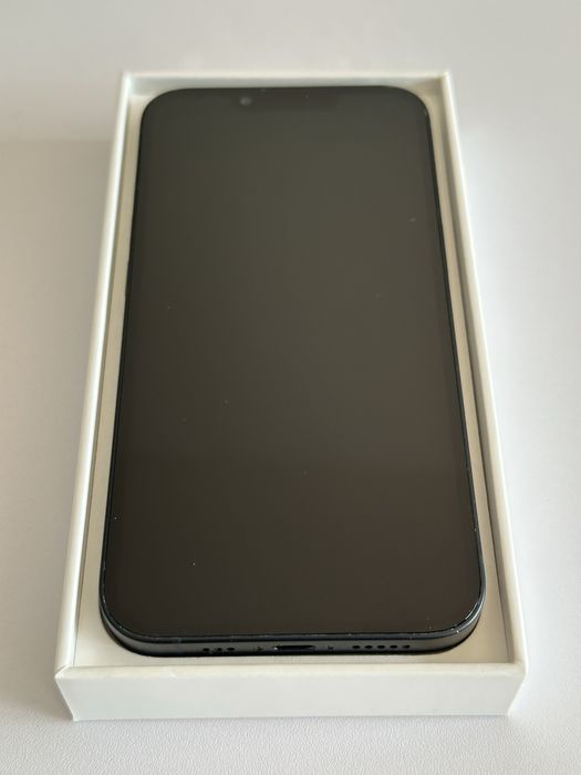 Iphone 13, 128GB, Midnight, nowa bateria 100% kondycji, perfect.