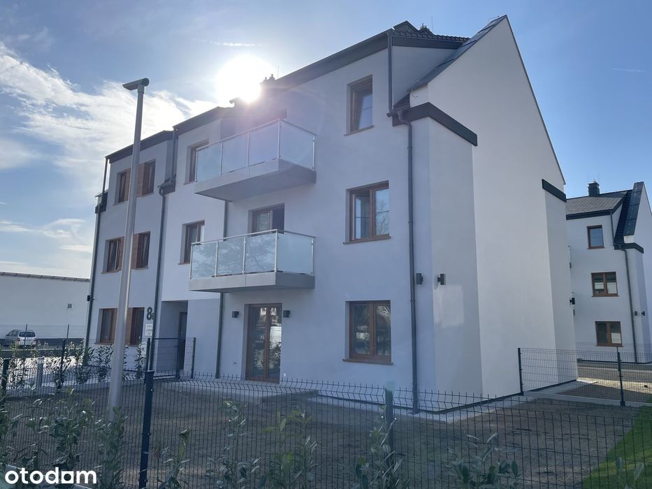 Apartament 2 pokojowy w centrum Dobrzycy  - 40 m2 + balkon
