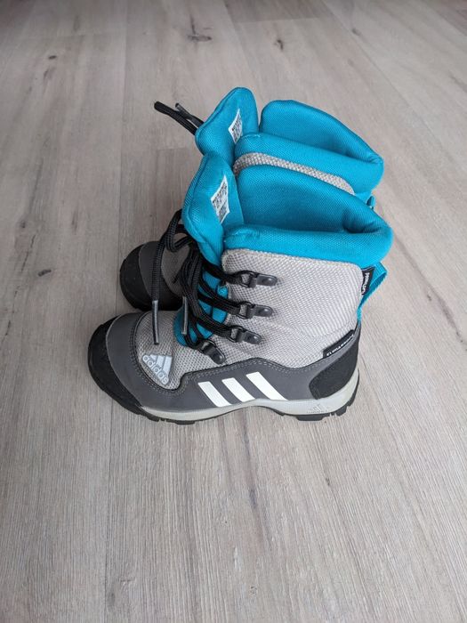 Zimowe buty adidas