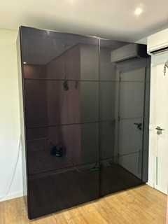 PAX / MEHAMN Roupeiro IKEA, preto com vidros fumados, 200x66x236 cm