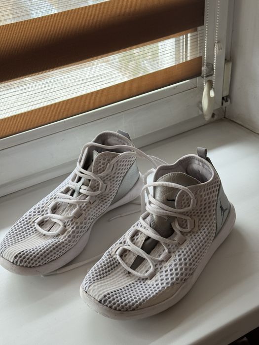 Кросівки Jordan 39 розмір