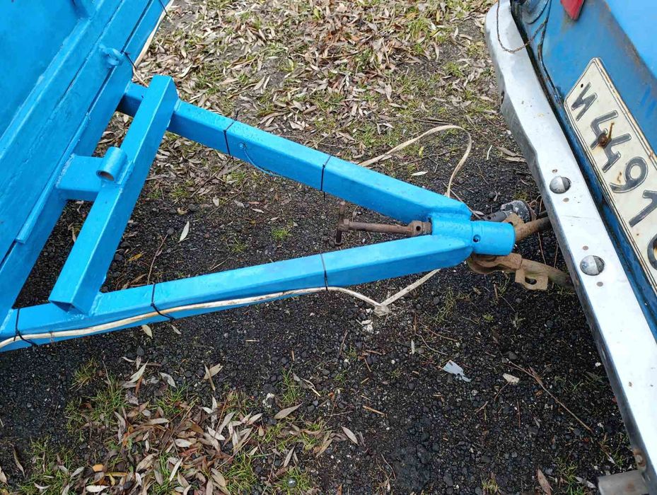 легковий прицеп посилений.