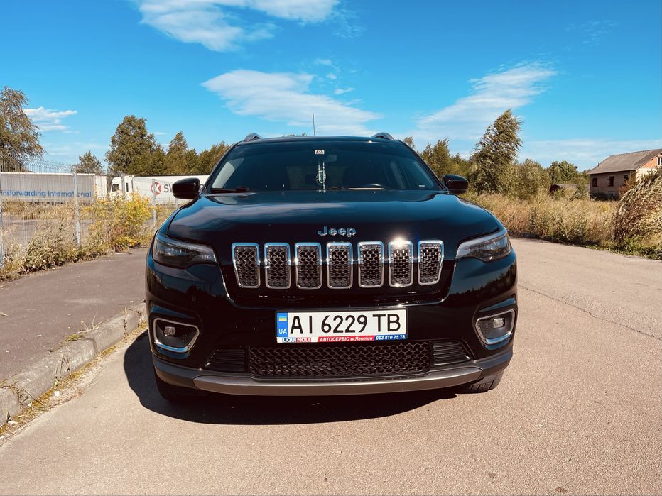 Продам Jeep Cherokee
