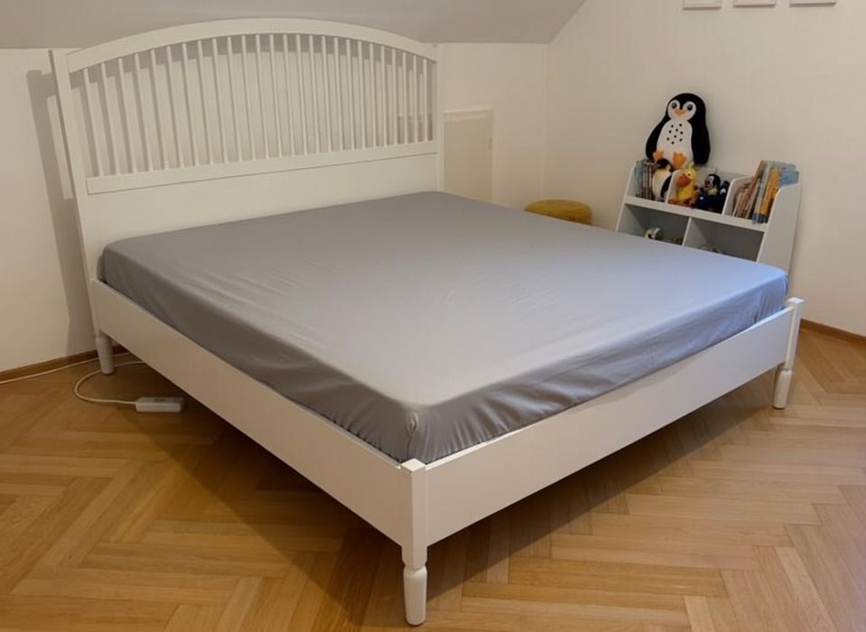 Łóżko IKEA 180x200 ze stelażem i materacem. TRANSPORT