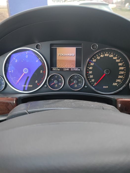 VW Touareg V10 400km