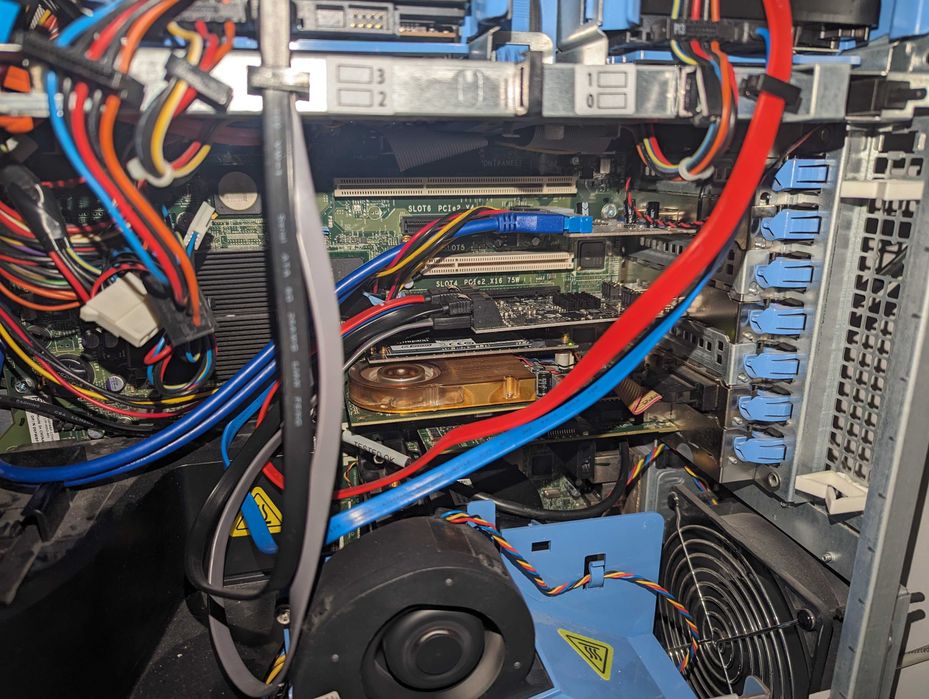 Komputer stacjonarny Dell T7500 homelab 108GB RAM 2x Xeon x5660 5xHDD