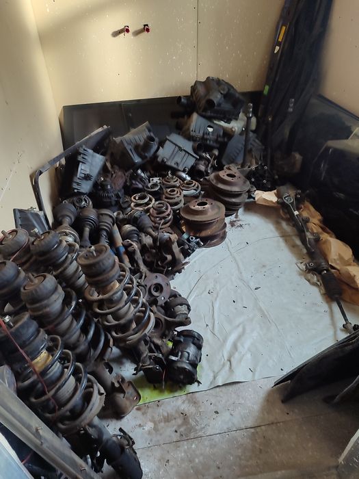 Розборка Mersedes -Benz 638 кузов.