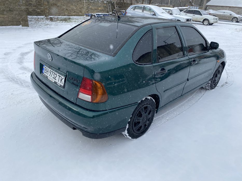 Volkswagen Polo Classic 1.4 бензин 1998 год