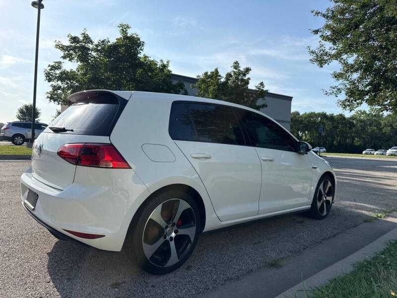2017 Volkswagen Golf GTI S