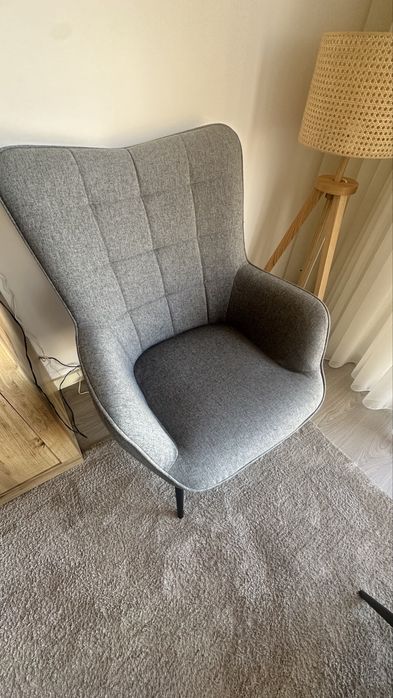 Poltrona com Repousa-Pés