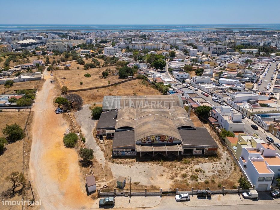 Terreno urbano com 9108 m2 e projeto aprovado para construção de 132 f