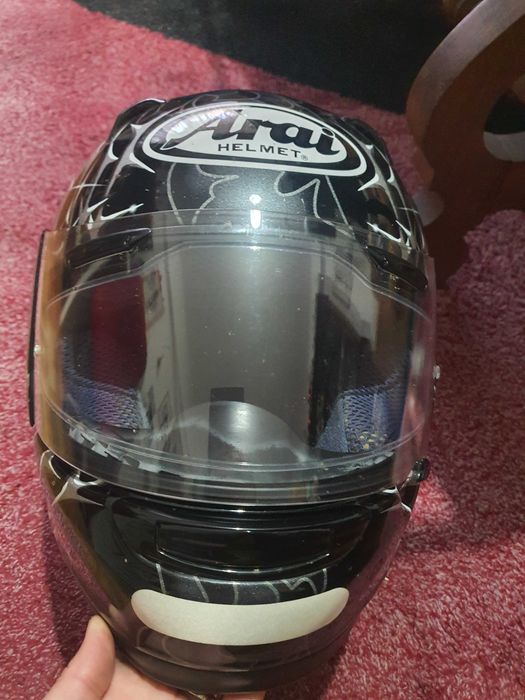 Capacete Arai Viper GT yf design tamanho S
