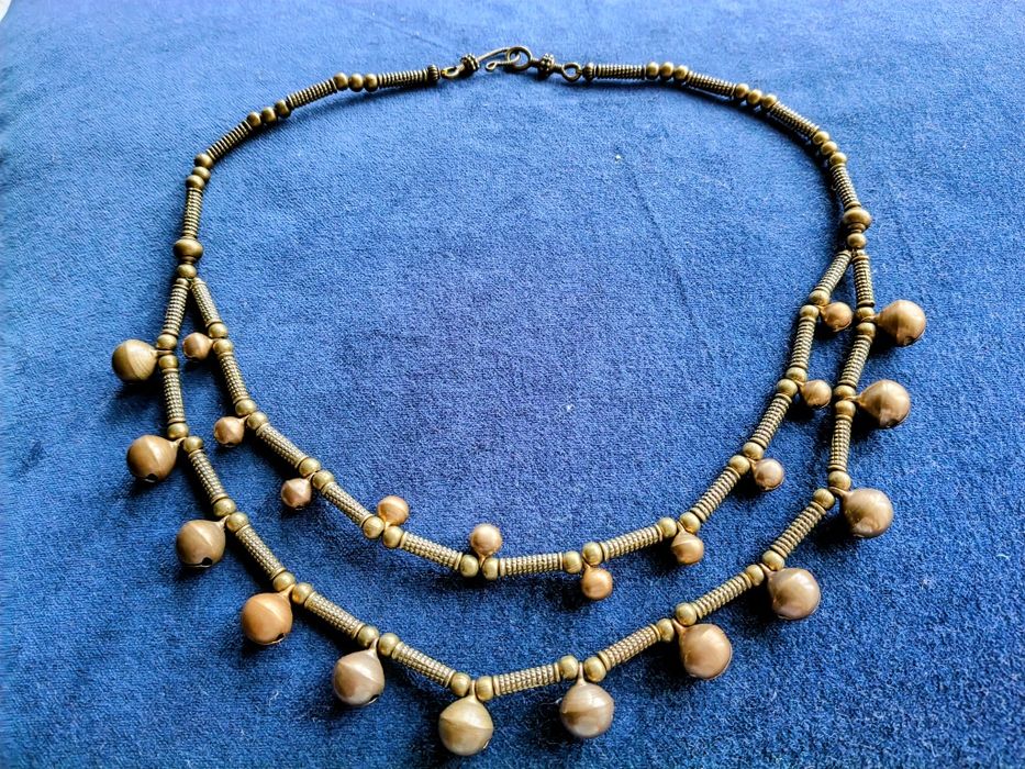 Шелести, монисто, етнічні прикраси