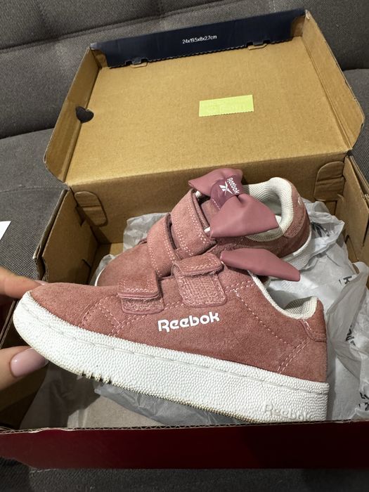 Продам дитячі замшеві кеди 26 розмір