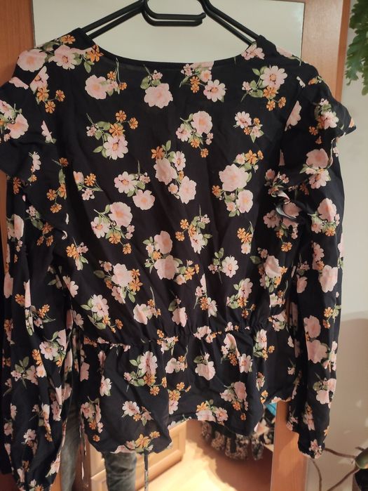 Elegancka bluzka damska rozmiar 40 news look