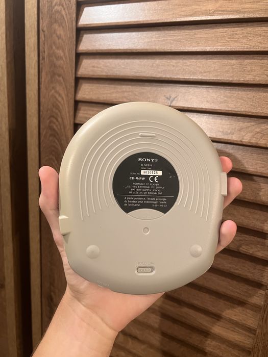 Sony CD Walkman D-NF611 (MP3 / FM Radio / G-Protection) — Відмінний стан