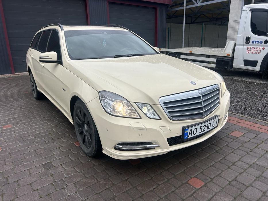 Продам мерседес Е220