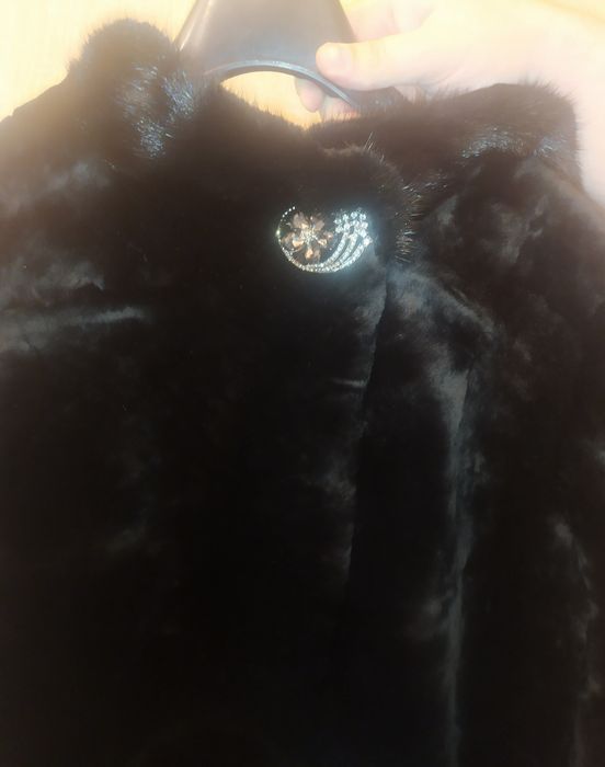 Шуба з капюшоном Натуральне хутро Норка чорна Мутонова довга Нова 52 L