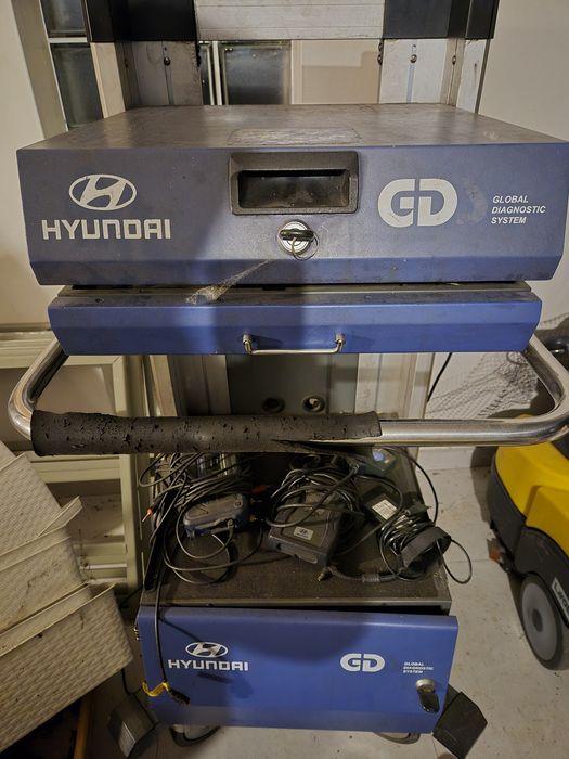 Komputer Panasonic Toughbook z wózkiem