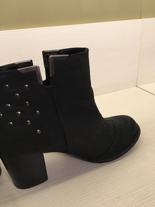 Buty damskie 40 Claudia Ghizzani