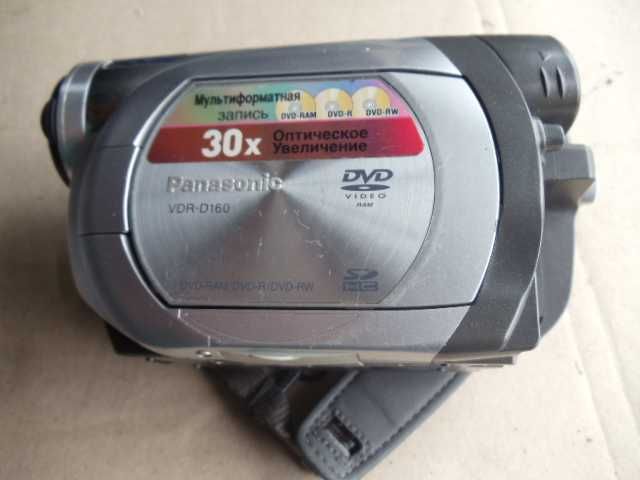 Продам видеокамеру Панасоник VDR-D160.