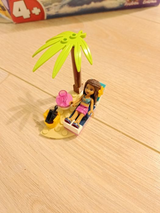 Zestawe lego friends food truck z sokami 41397