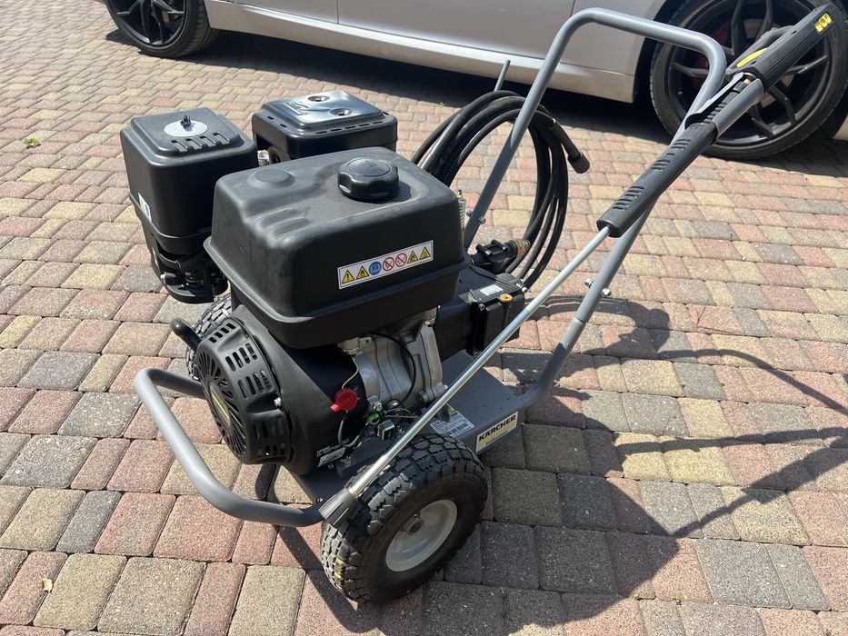 HD 9/25 G Classic (300maxbar, 900l/h) profesjonalna myjka Karcher