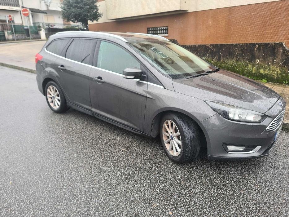 Vende-se Ford Focus Titanium