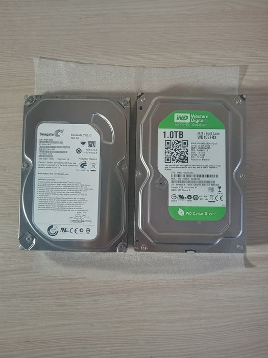 Срочно ! Продам  мини-компьютер  AMD 4 ядра/4MHZ/1,5TB/LAN 8000GB/400 WT. Состояние новое.