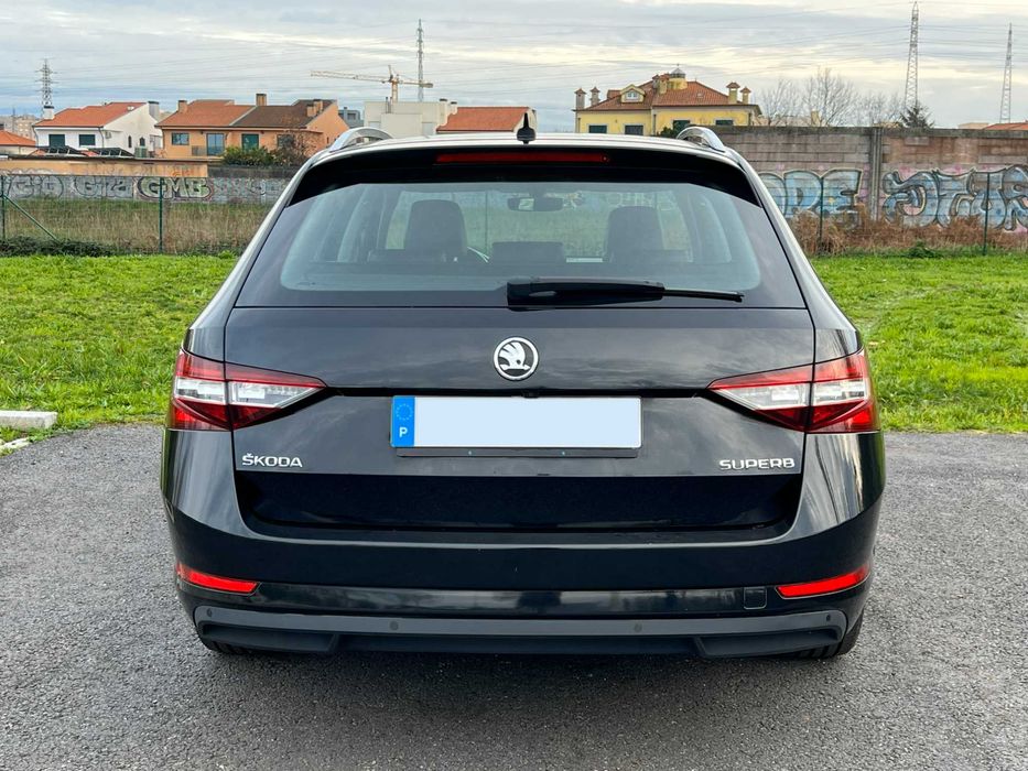 Skoda Superb Break 2.0 TDI DSG Nacional Full Extras