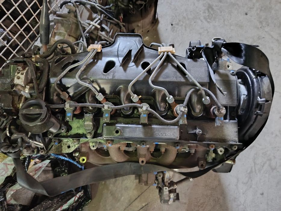 Motor Volvo VOLVO xc 70 C30 2.4D REF: D5244T8