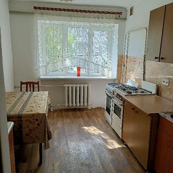 Хозяин, сдам комнату по ул.Артиллерийской в Приморском р-н