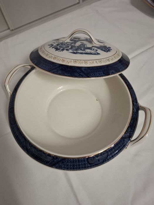 Conjunto pratos antigos