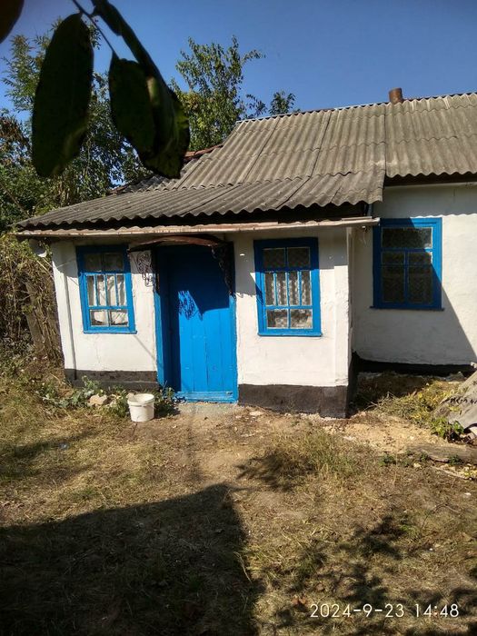 Будинок смтМаньківка Уманський,(0.5 га) загальна площа земельної ділян