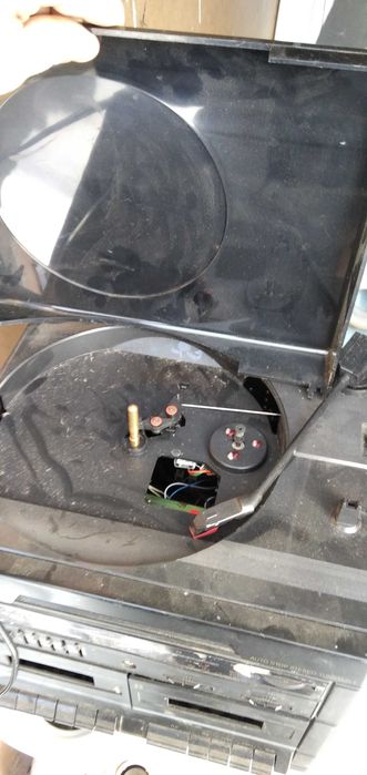 Усилителт OSAKA AN-2000A