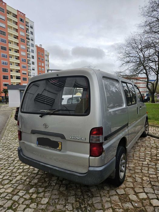 TOYOTA Hiace Van 2.4 D Diesel 2001
