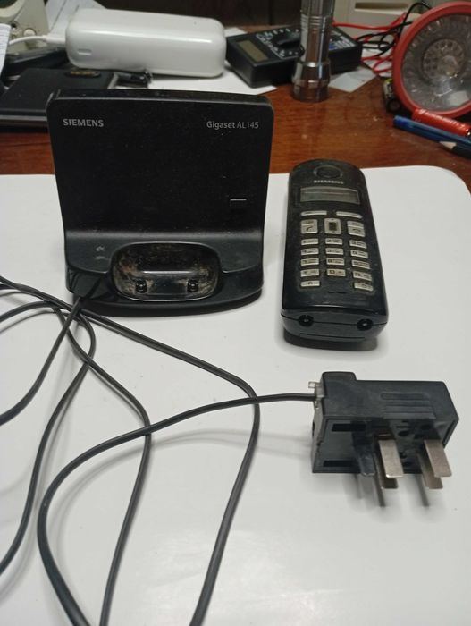 Продам стационарный радио телефон Siemens.