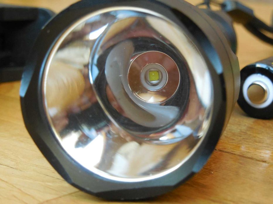 Аккумуляторний 18650 Li-ion 3.7 Convoy C8 ліхтар комплект Cree XM-L2