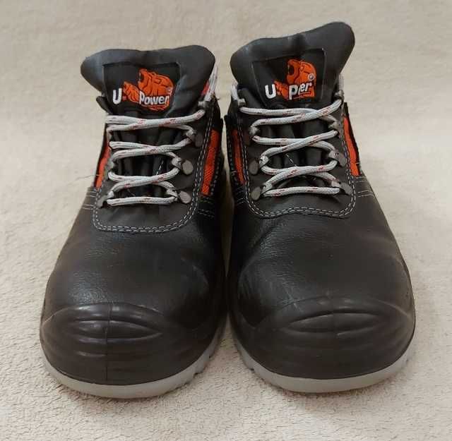 Кросівки    U Power