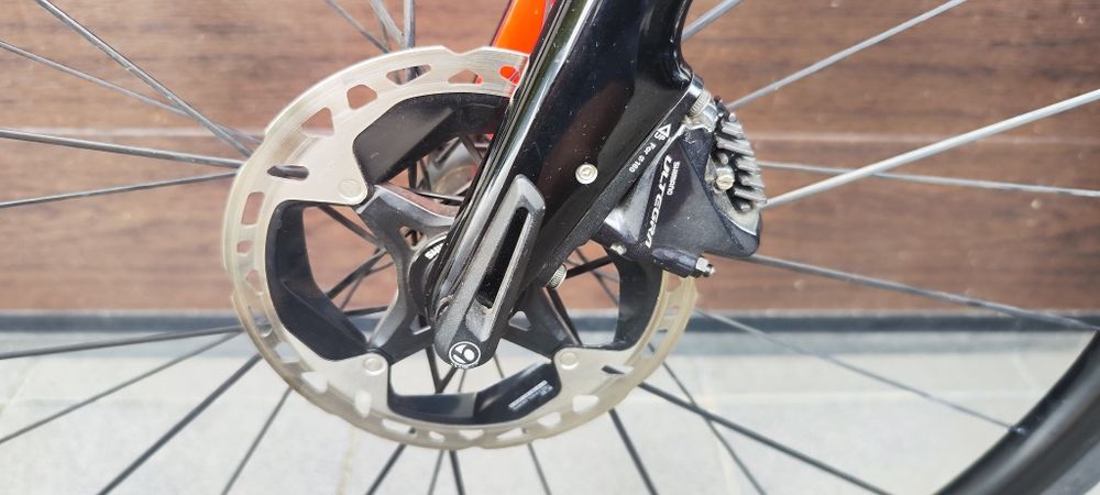 Trek Domane+ LT elektryczny carbon Ultegra Di2 Szosa