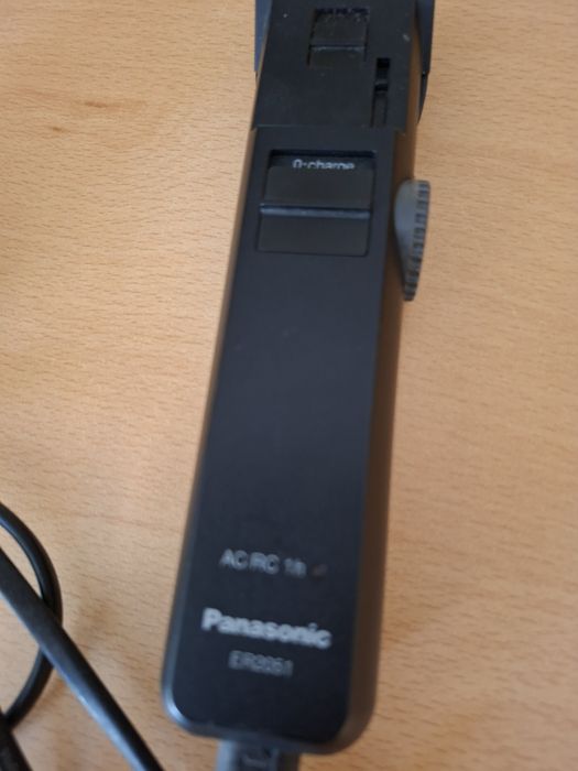 Máquina para aparar cabelo.e barba