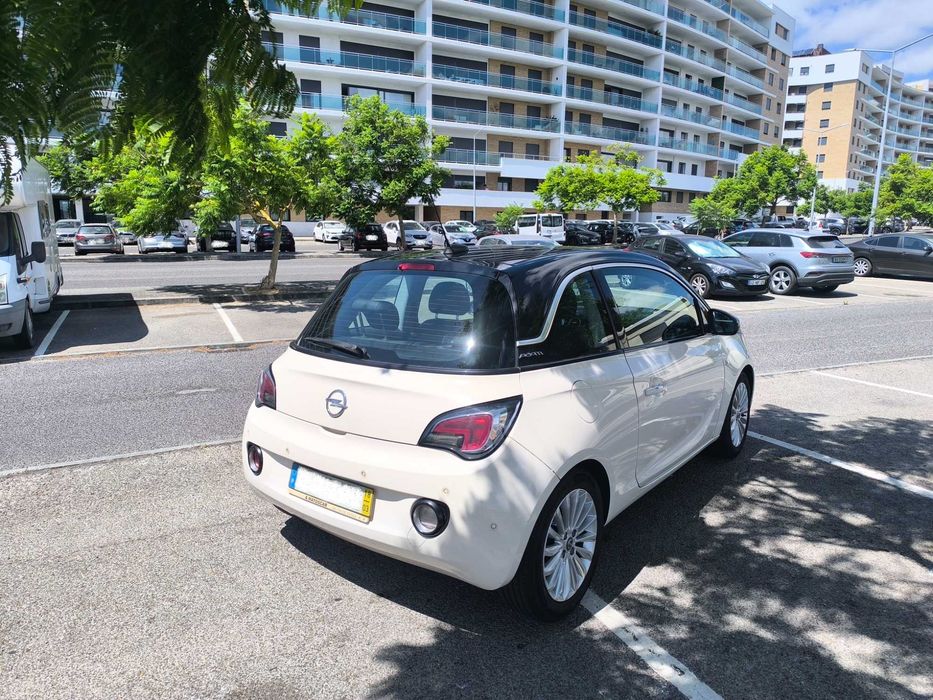 Opel Adam 1.0 Turbo 115cv CX6 Velocidades em bom estado