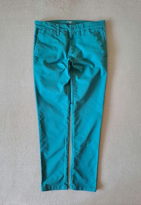 spodnie CARHARTT roz. 30/32 styl klasyka moda komfort