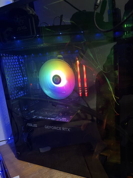 Vendo pc gaming otimo para jogos