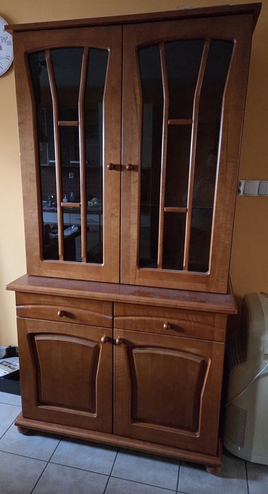 Witryna drewniana, solidna