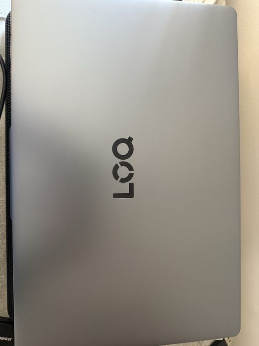 Portatil Gaming Lenovo LOQ  15IAX9E-923